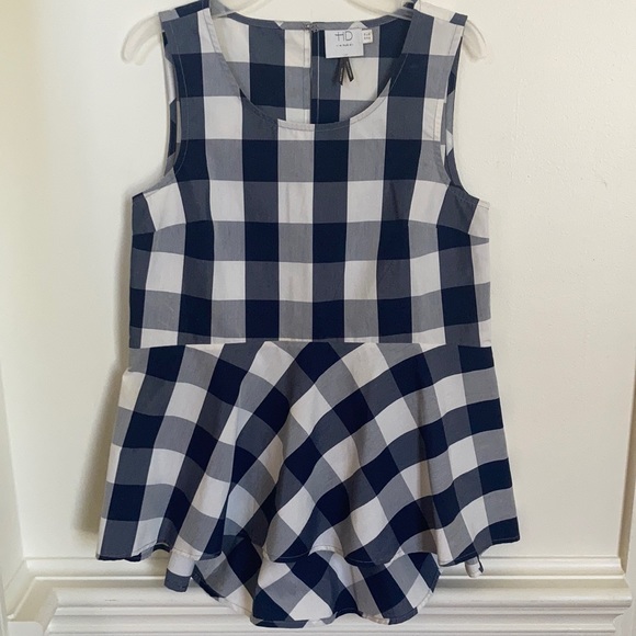 Anthropologie navy  checked, sleeveless top - Picture 2 of 10